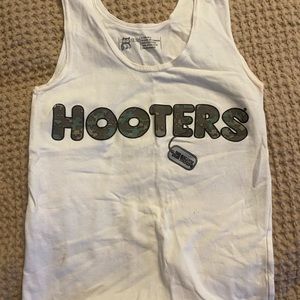 Women’s hooters tank top
